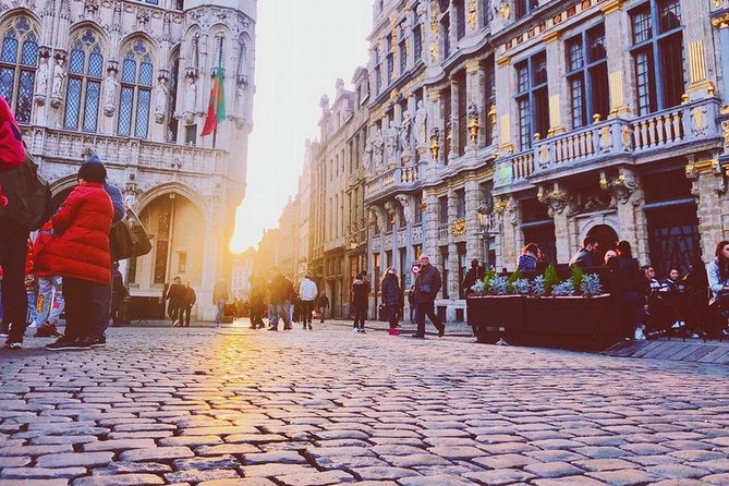 Brussels Private & Personalized Christmas Tour with a Local Guide - A Winter Wonderland in a lively square