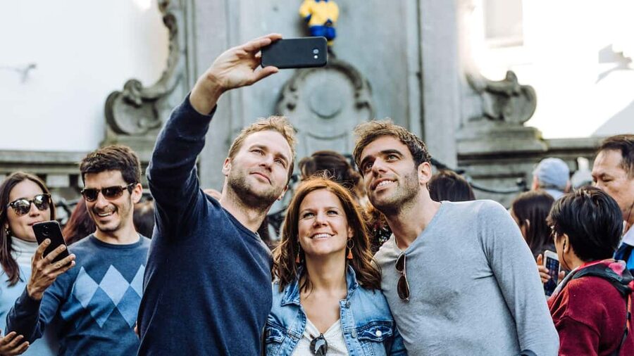 Brussels: Private Tour of the European Quarter - Parc du Cinquantenaire and the grand Brussels setting