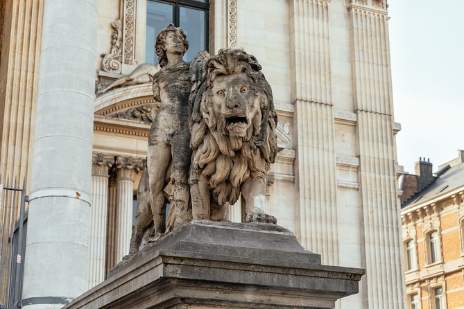 Brussels PRIVATE TOUR With Locals: Highlights & Hidden Gems - Why a private walk works well in Brussels