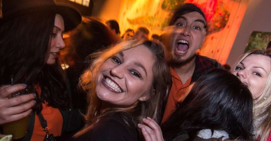 Brussels: Pub Crawl and Nightlife Party Experience - Key points to know before you go