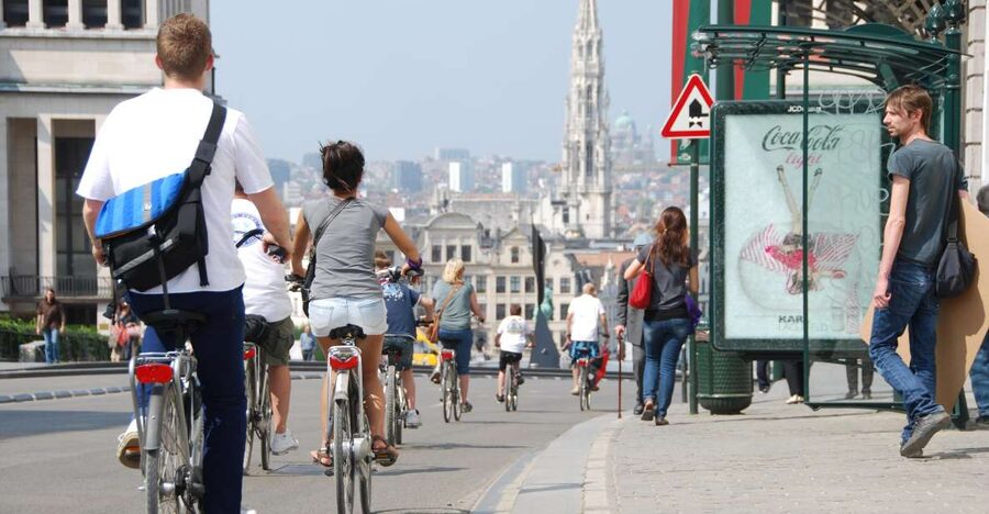 Brussels: Sightseeing Bike Tour - A fast introduction to Brussels, starting at Grand Place