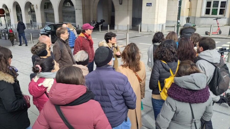Brussels: The comic book walls walking tour - The Smurfs and the comic characters you know