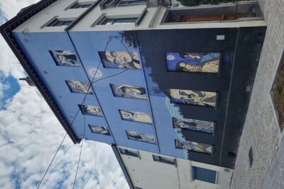 Brussels through its comics murals
