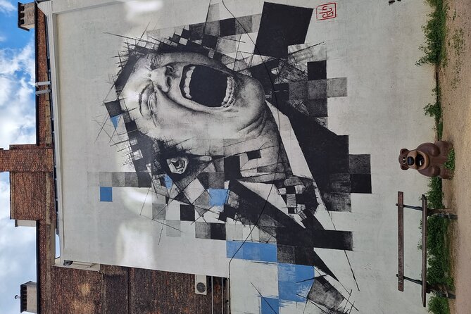 Brussels through its comics murals - A closer look at the route and its limits