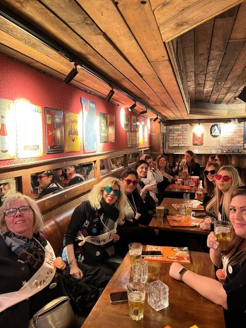 Brussels Tipsy Tour: Cocktail Making, Painting & Chocolates - Group size, guides, and the social atmosphere