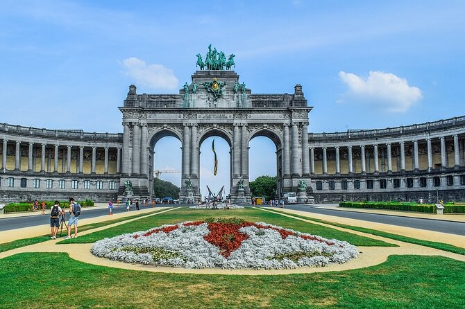 Brussels Walking Tour: Explore Top Sights & Hidden Gems - What the guides can add to a short route