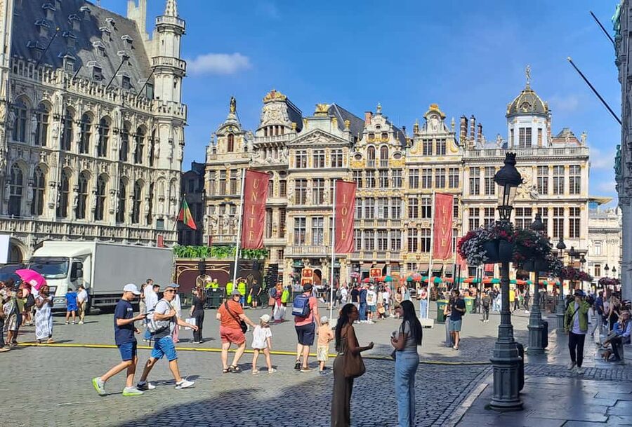 Brussels: Walking Tour with Belgian Lunch, Chocolate, & Beer - Is $101 a fair price?