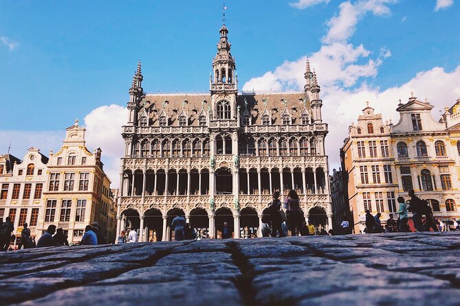 Brussels Walking Tour with Waffle Tasting: History and Delights - Key things to know before you book