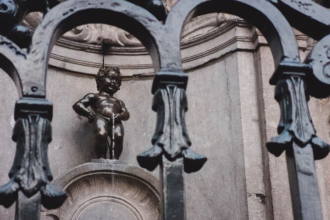 Brussels Walking Tour with Waffle Tasting: History and Delights - Sablon for a change of pace