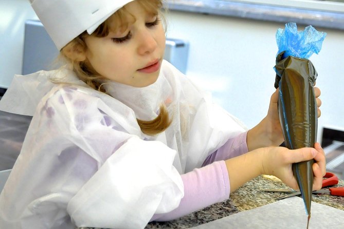 Chocolate Workshop at Choco-Story Brugge - What you actually make in the one-hour workshop