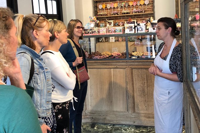 Discover authentic Ghent with historian & taste the best chocolate - Medieval buildings at Hoogpoort and the Town Hall