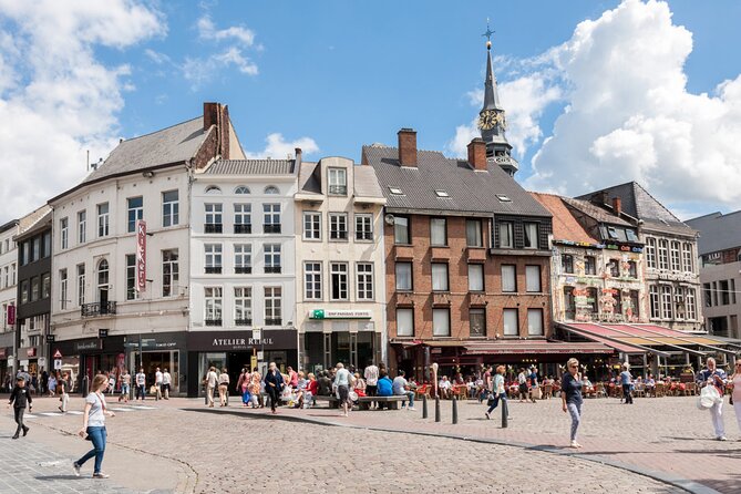 e-Scavenger hunt Hasselt: Explore the city at your own pace - A city game built around Hasselt’s many sides