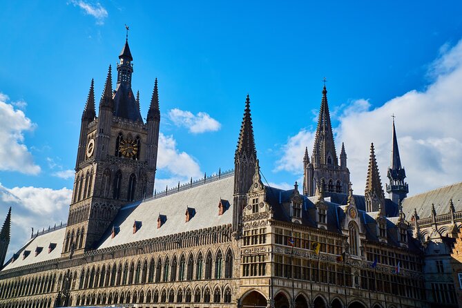 e-Scavenger hunt Ypres: Explore the city at your own pace - Menin Gate and the weight of the Ypres Salient