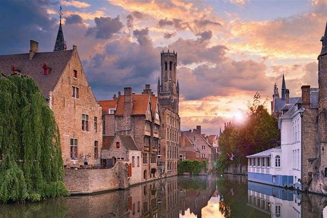Exclusive PRIVATE Walking Tour of Bruges - Starting at Jan van Eyckplein and finding your bearings