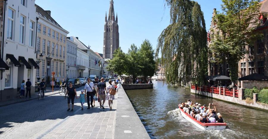 From Brussels: Bruges Private Tour - The Markt and Burg Square
