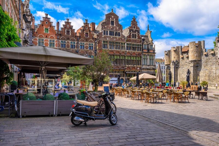 From Brussels: Full-Day Antwerp and Ghent Guided Tour - Why Antwerp and Ghent work well together
