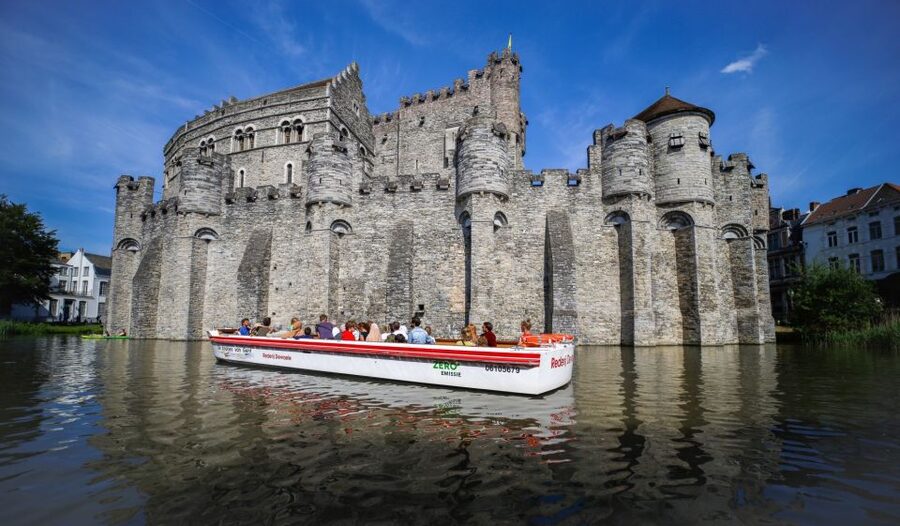 Ghent: 40 Minute Medieval Center Guided Boat Tour - Who should book this Ghent boat tour?