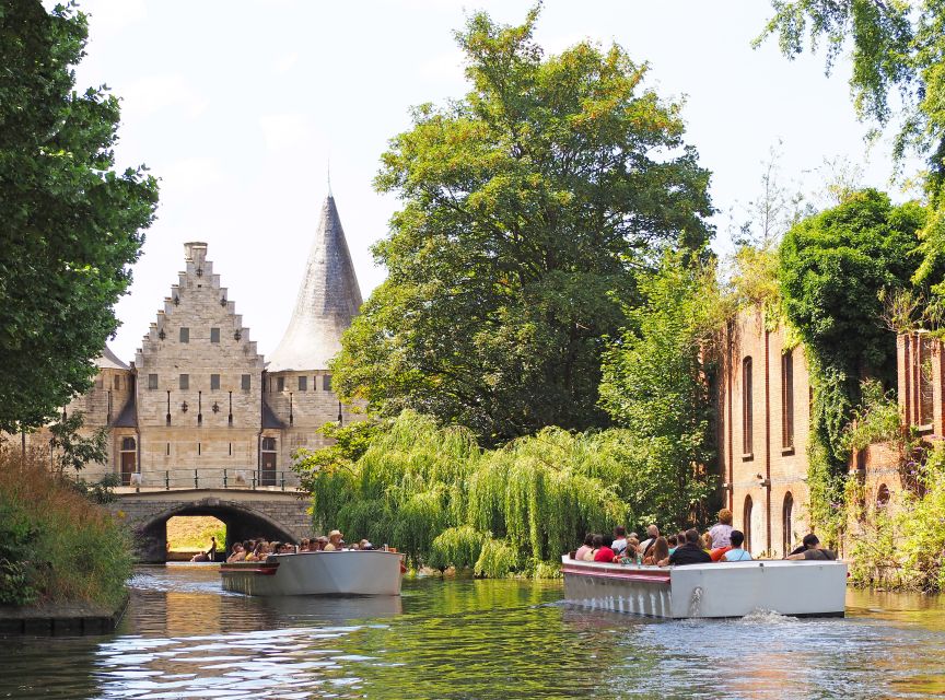 Ghent: 50-Minute Medieval Center Guided Boat Trip - Why Ghent is best introduced from the canal