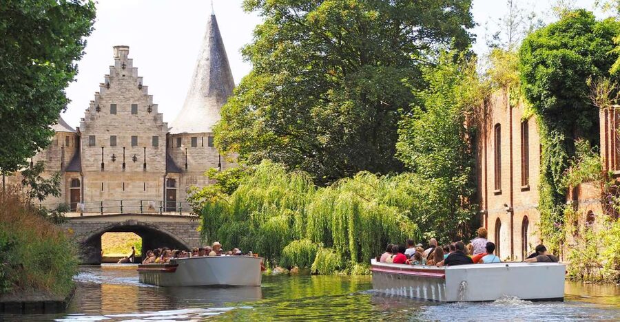 Ghent: 50-Minute Medieval Center Guided Boat Trip - Graslei and the old mercantile waterfront