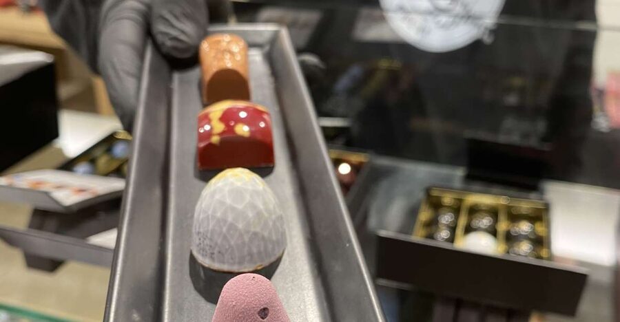 Ghent: Belgian Chocolate Walking Tour with Tastings - Starting at Jacob van Artevelde on Vrijdagmarkt