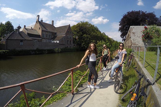 Ghent Bike Tour Off-the-beaten-track - Why a bike is the right key to Ghent