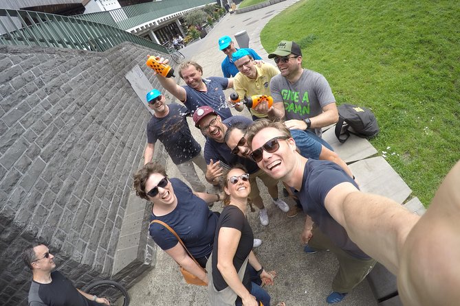 Ghent Bike Tour Off-the-beaten-track - The brewery pause and the social side of the ride