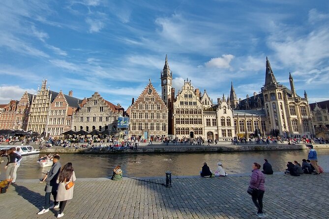 Ghent Chocolate Tasting and Sightseeing Tour - Chocolate shops and the famous hot chocolate stop