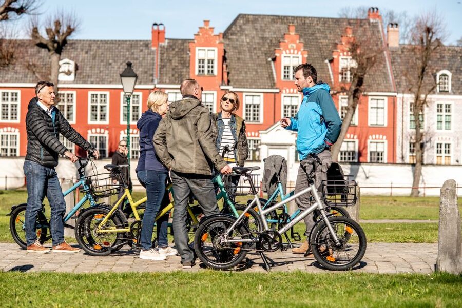 Ghent: City Highlights and Hidden Gems Guided Bike Tour - What the halfway break adds