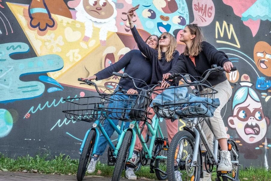 Ghent: City Highlights and Hidden Gems Guided Bike Tour - Ghent today: students, creativity, and sustainability