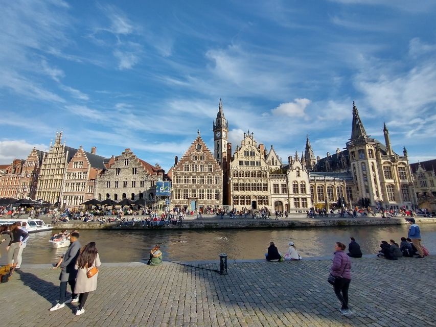 Ghent: Guided City Highlights Walking Tour with Light Meal - Graffiti Street and a different side of Ghent