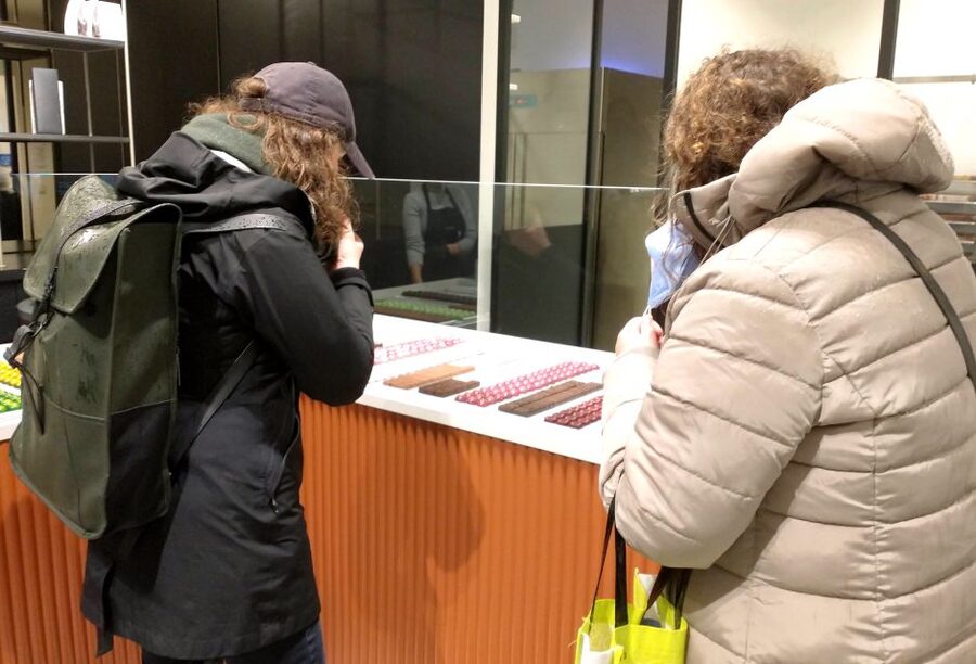 Ghent: Guided City Tour with Chocolate Tastings - Starting at Vrijdagmarkt with Jacob Van Artevelde