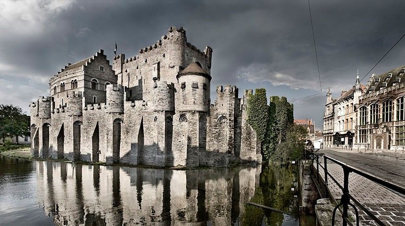 Ghent: Guided Walking Tour - Beginning at Sint-Baafsplein and the Ghent Belfry
