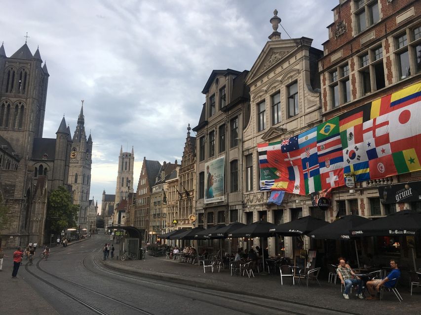Ghent: Guided Walking Tour and Canal Boat Trip - Key points at a glance