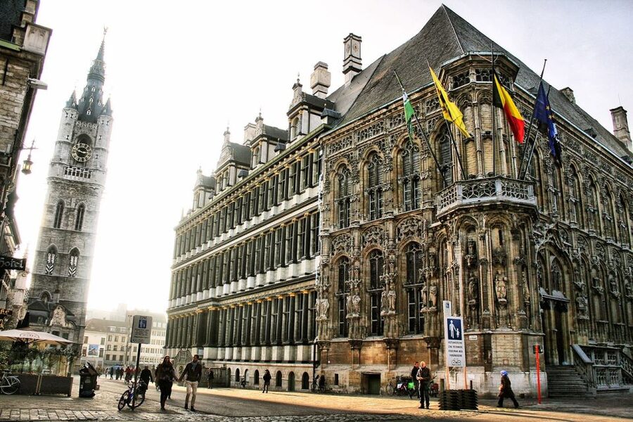Ghent: Guided Walking Tour and Canal Boat Trip - Town Hall and the city’s civic power