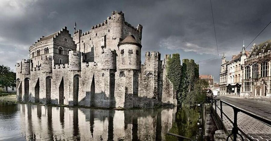 Ghent: Guided Walking Tour - Saint Bavo’s Cathedral and the Van Eyck brothers