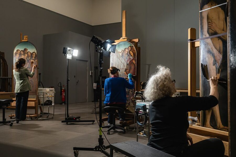 Ghent: Museum of Fine Arts Entry Ticket - The Ghent Altarpiece restoration behind glass