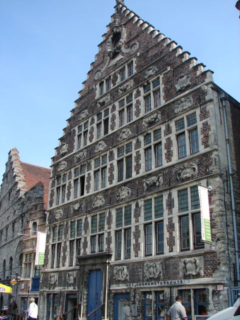 Ghent: Private 2-Hour Walking Tour - Starting in Ghent with a private guide
