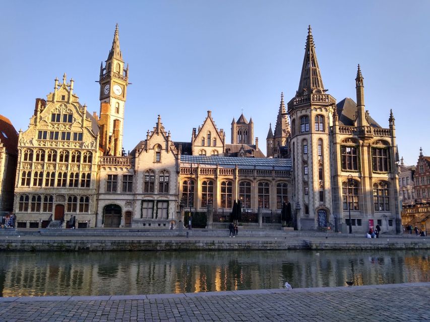 Ghent: Private Tour in Historical Center - Patrician houses and the City Hall
