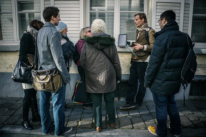 "Hidden Brugge" Photo Tour - 2hr open city tour & workshop - Ending at Sint-Janshuismolen and the Bruges windmills