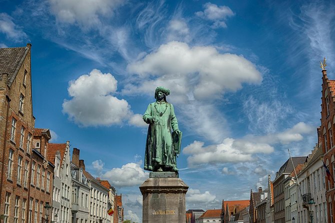 "Hidden Brugge" Photo Tour - 2hr open city tour & workshop - What the coaching is really worth