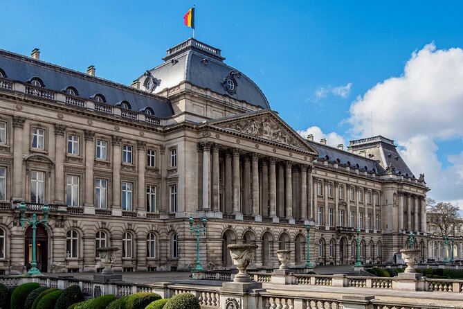 Historical Walking Tour: The Story of Brussels - by Legends - Manneken Pis is small, famous, and easy to miss