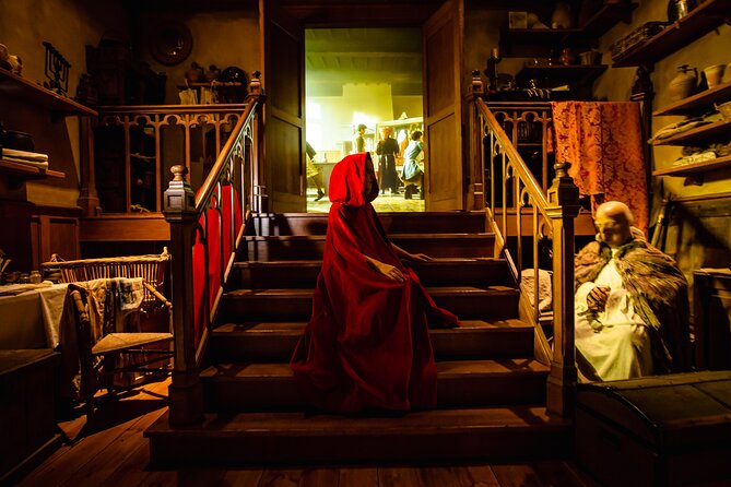 Historium Story + VR Ticket - Seven rooms, one young apprentice, and a theatrical style