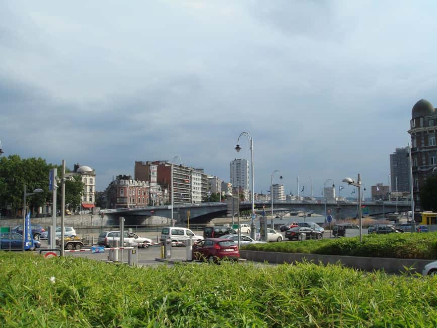 Liege Private Walking Tour - Starting beside the Meuse at Quai de la Goffe