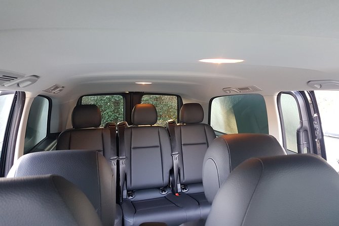 Luxury Minivan from Charleroi airport to the city of Brussels - The return journey from Brussels to Charleroi