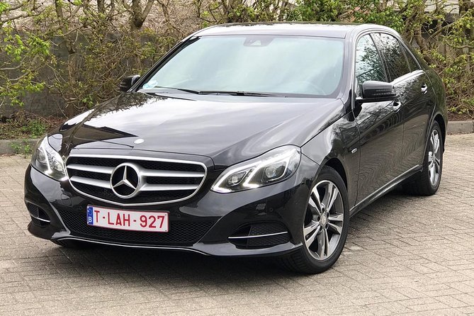Luxury vehicle from Brussels airport to the city of Brussels - From Zaventem arrivals to your Brussels address