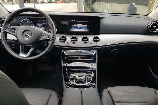Luxury vehicle from Brussels airport to the city of Brussels - Who will get the best value from this ride