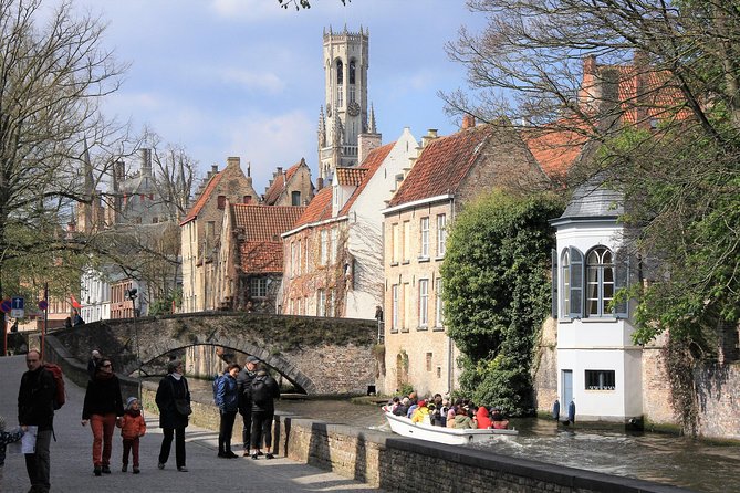 Photo Tour "Jan van Eyck" - Jan van Eyck Square and Bruges’ old harbor