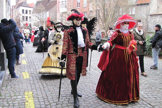 Photo Tour "Jan van Eyck" - Vismarkt and Huidenvettersplein