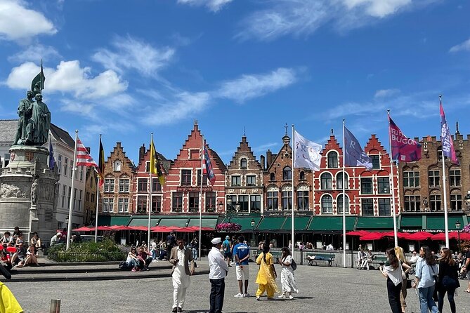Private Arrival Transfer from Brussels Airport to Bruges with Business car - The private business car from Brussels to Bruges
