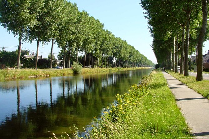 Private Bruges Countryside Cycling Tour to Damme with Guided Walk - The Damme canal becomes the main route